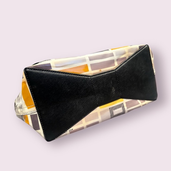 Kate Spade Francis Tote Bag With New York Taxi Cab Design - Picture 5 of 13